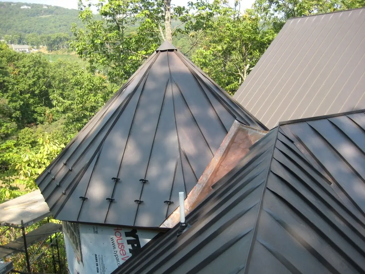 Professional Roof Tarp Installation by Craftsman Roofing in Chimney Ridge